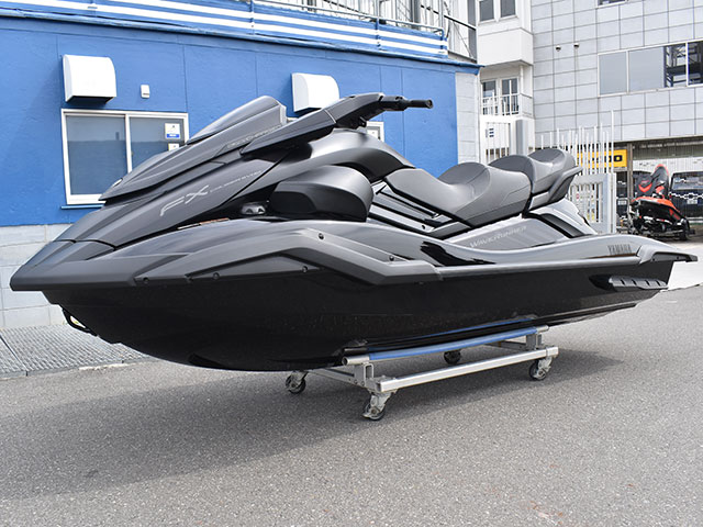 新艇中古艇販売