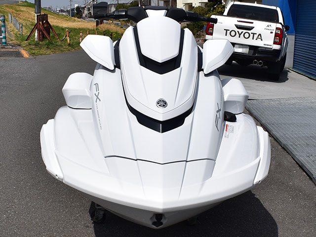 新艇中古艇販売