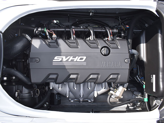 新艇中古艇販売