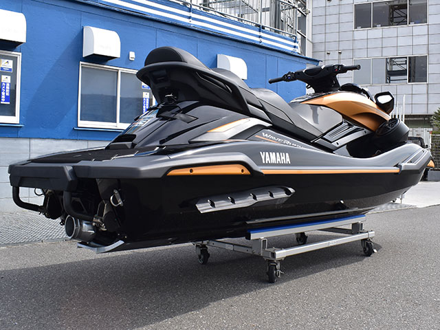 新艇中古艇販売