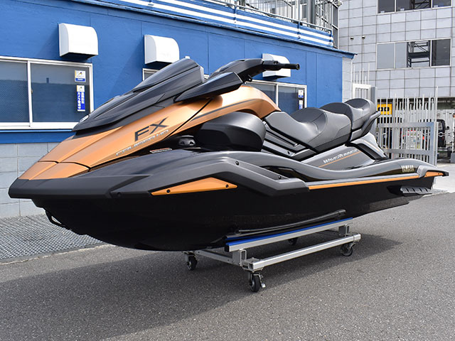 新艇中古艇販売