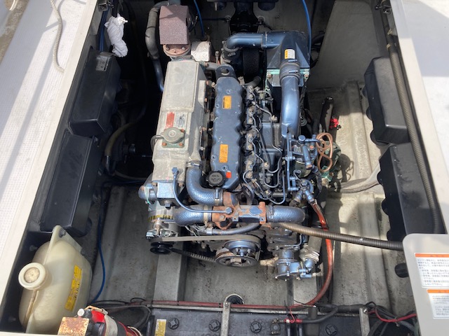 新艇中古艇販売