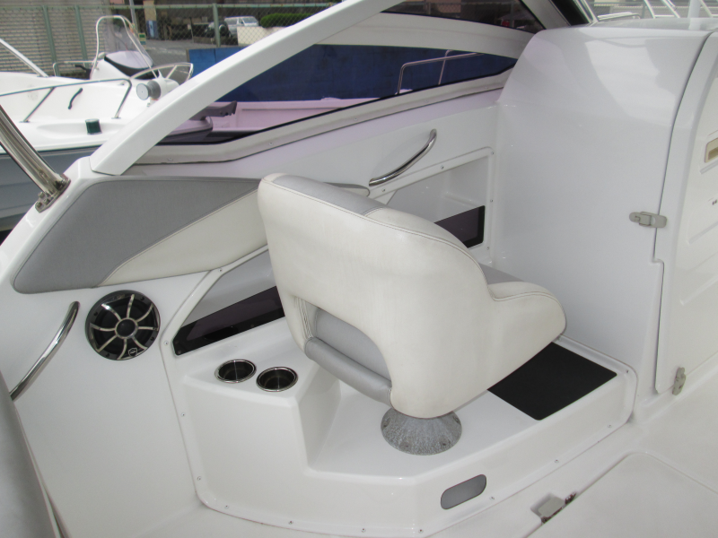 新艇中古艇販売