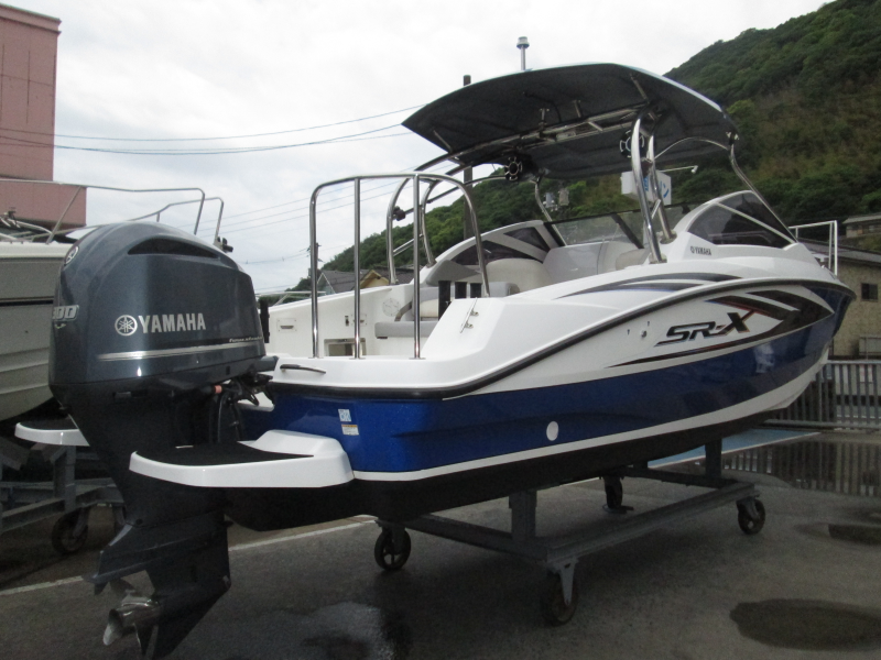 新艇中古艇販売