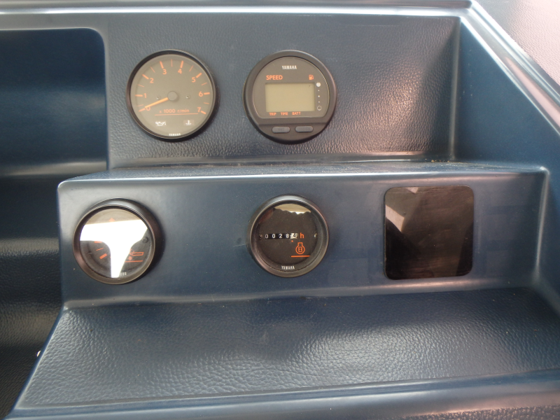 新艇中古艇販売