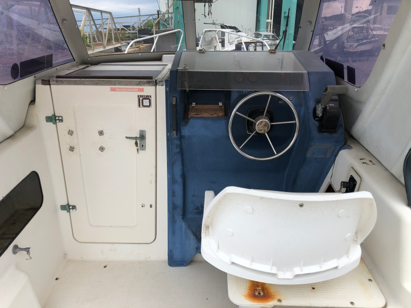 新艇中古艇販売