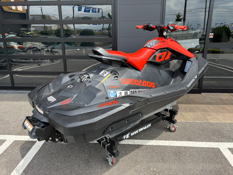 新艇中古艇販売