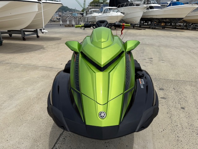 新艇中古艇販売