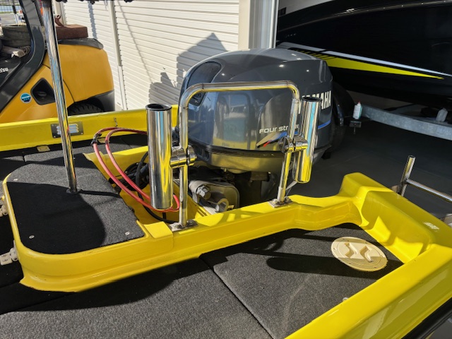 新艇中古艇販売