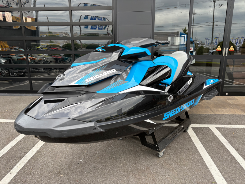 新艇中古艇販売