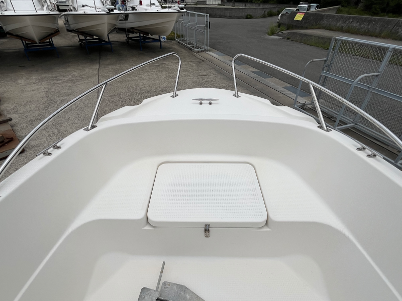 新艇中古艇販売