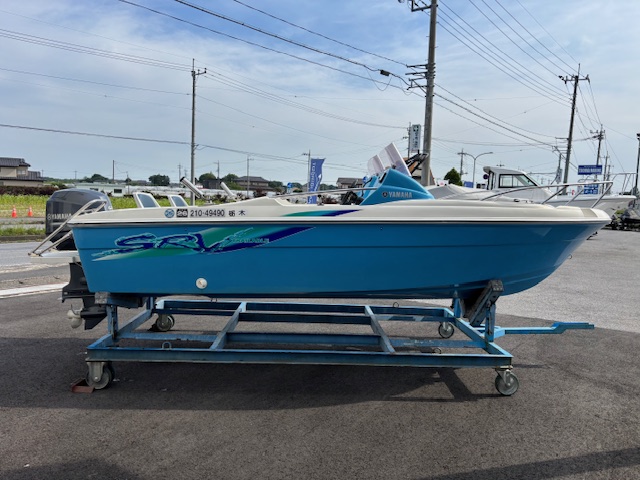 新艇中古艇販売