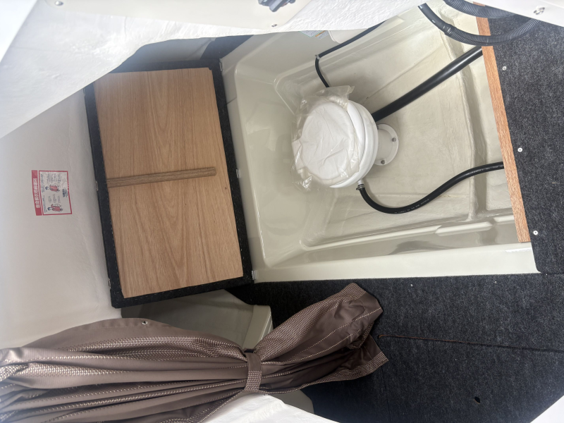 新艇中古艇販売