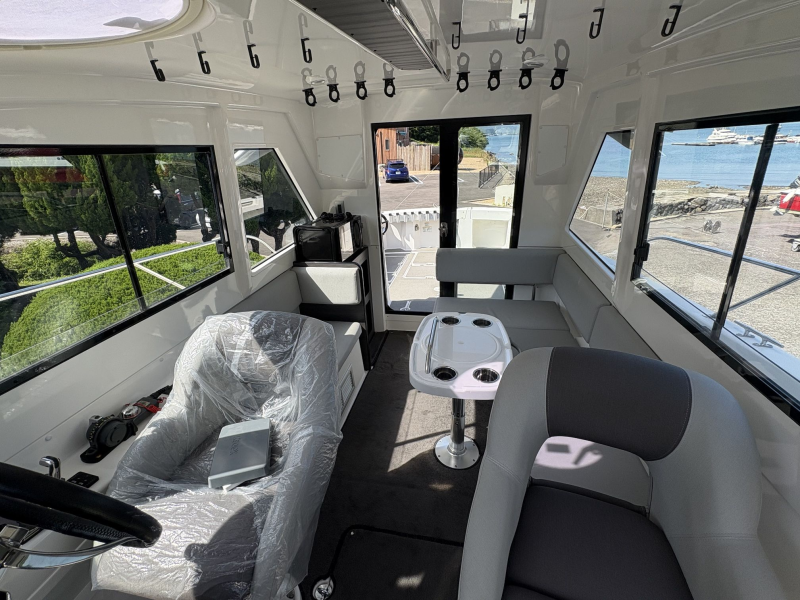 新艇中古艇販売