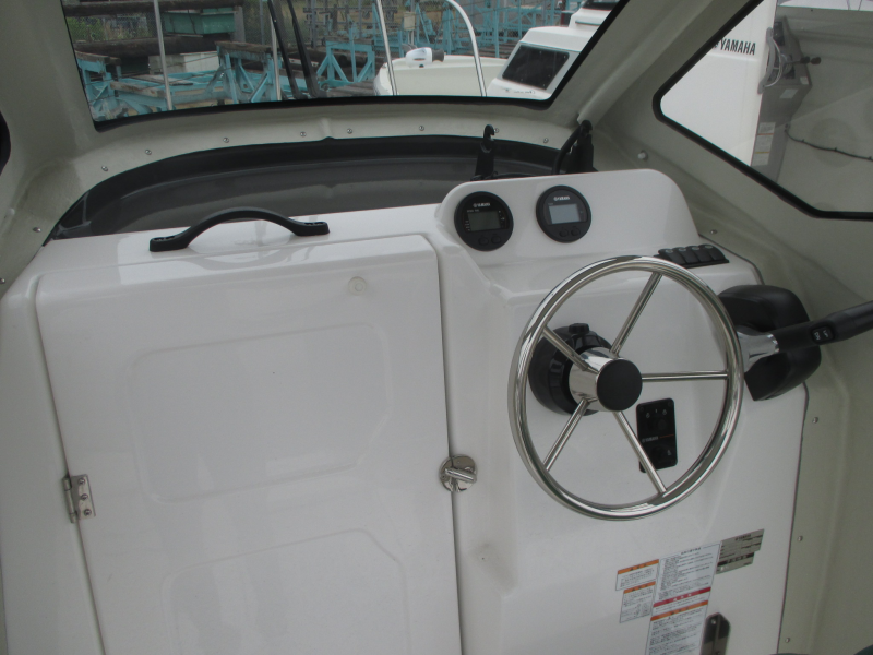 新艇中古艇販売