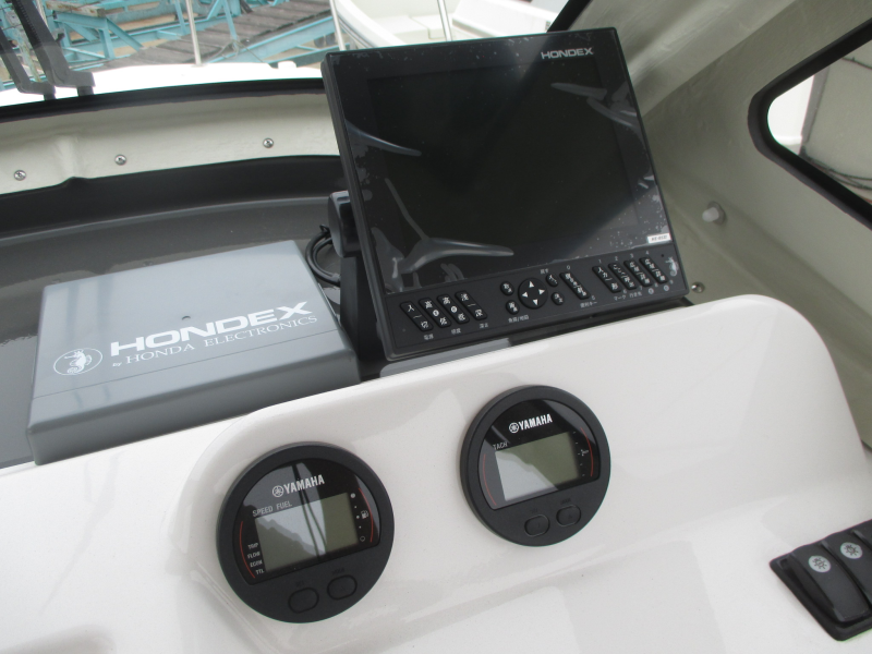 新艇中古艇販売