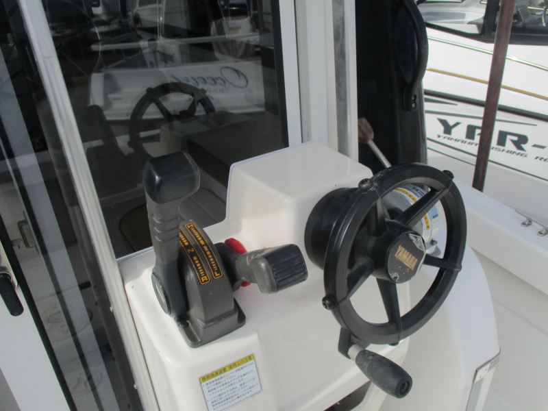 新艇中古艇販売