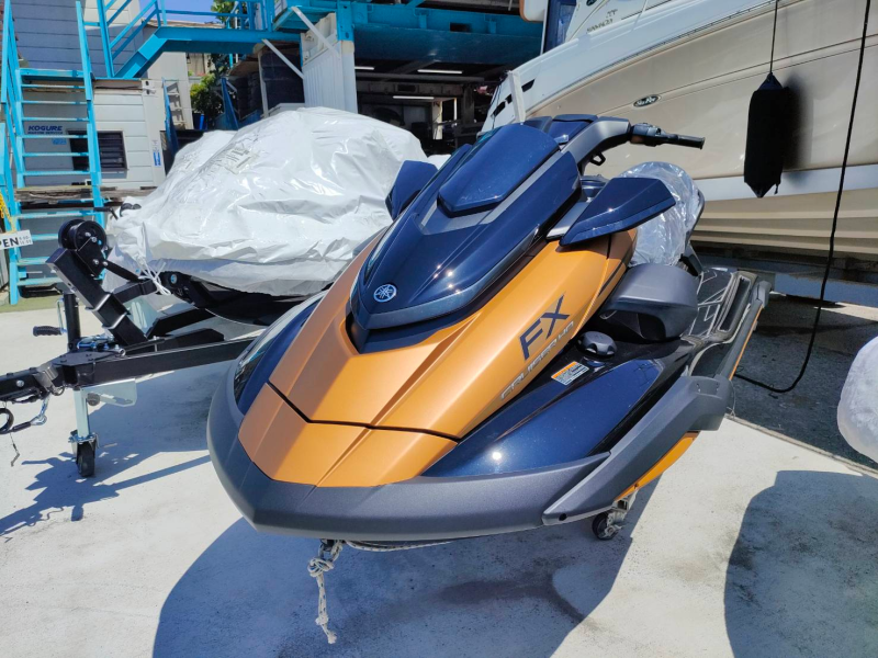 新艇中古艇販売