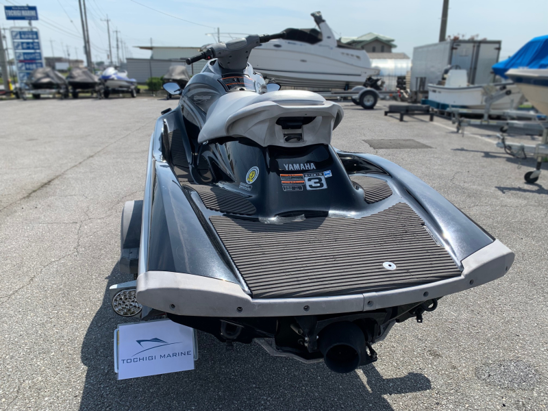 新艇中古艇販売