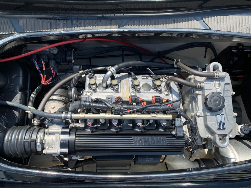 新艇中古艇販売