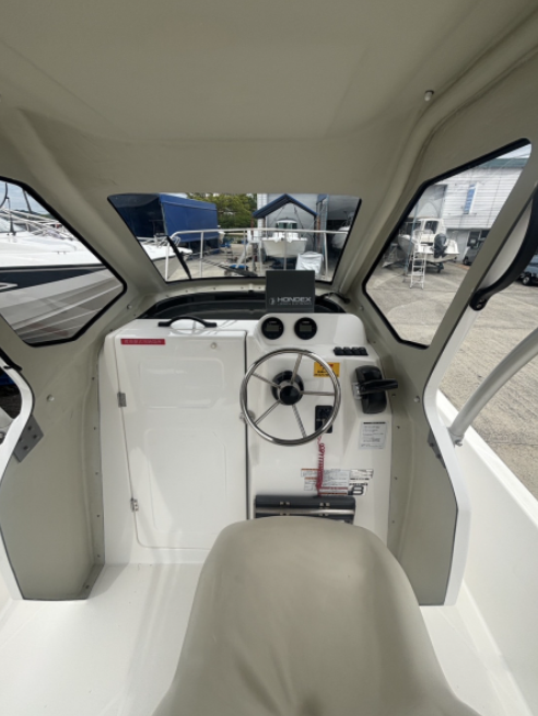 新艇中古艇販売