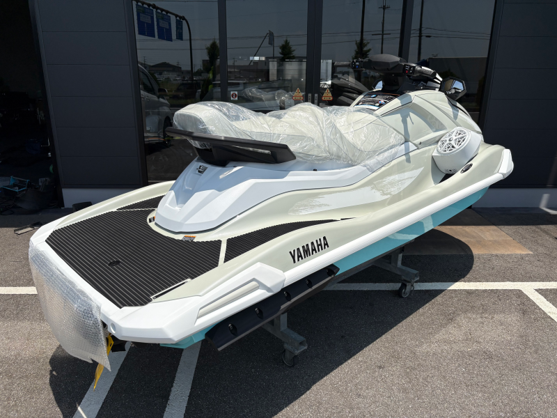 新艇中古艇販売