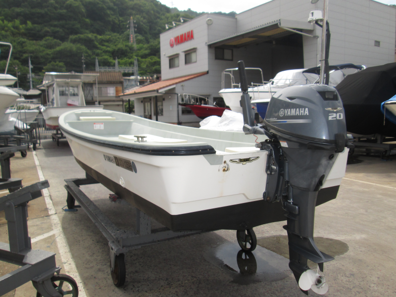 新艇中古艇販売