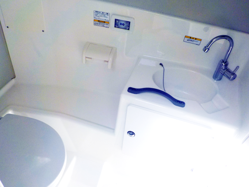 新艇中古艇販売