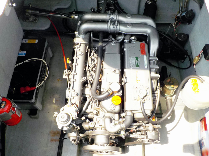 新艇中古艇販売