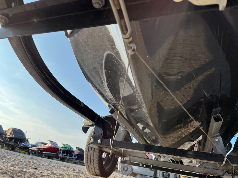 新艇中古艇販売