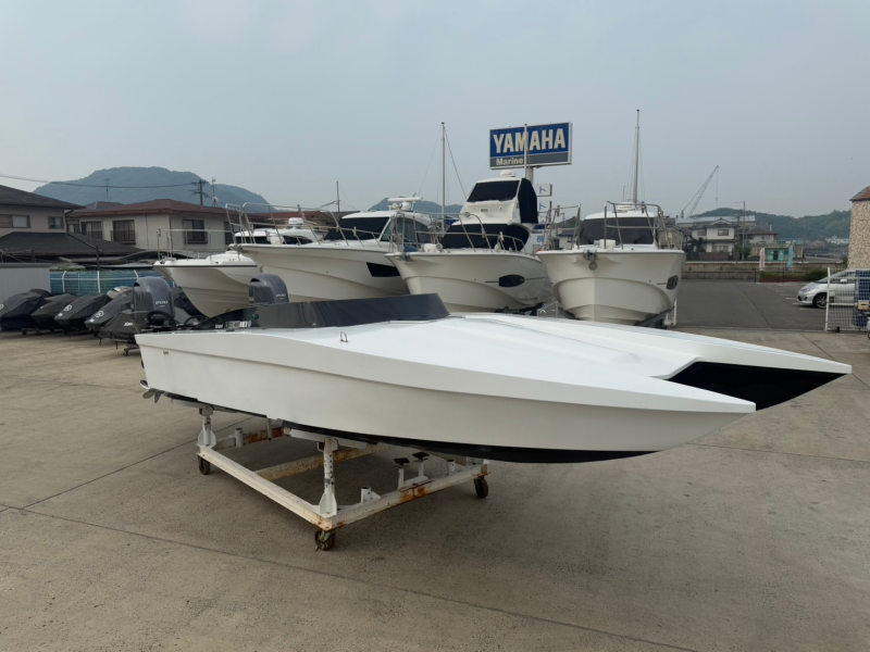 新艇中古艇販売