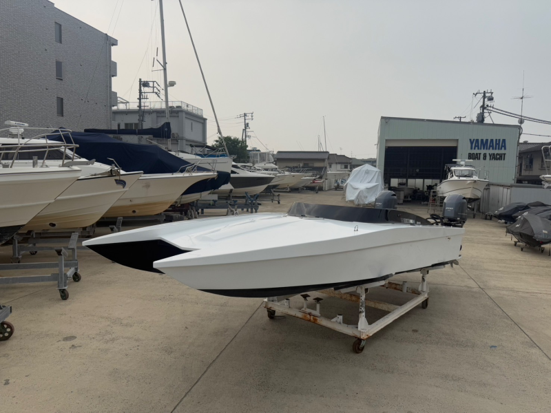 新艇中古艇販売