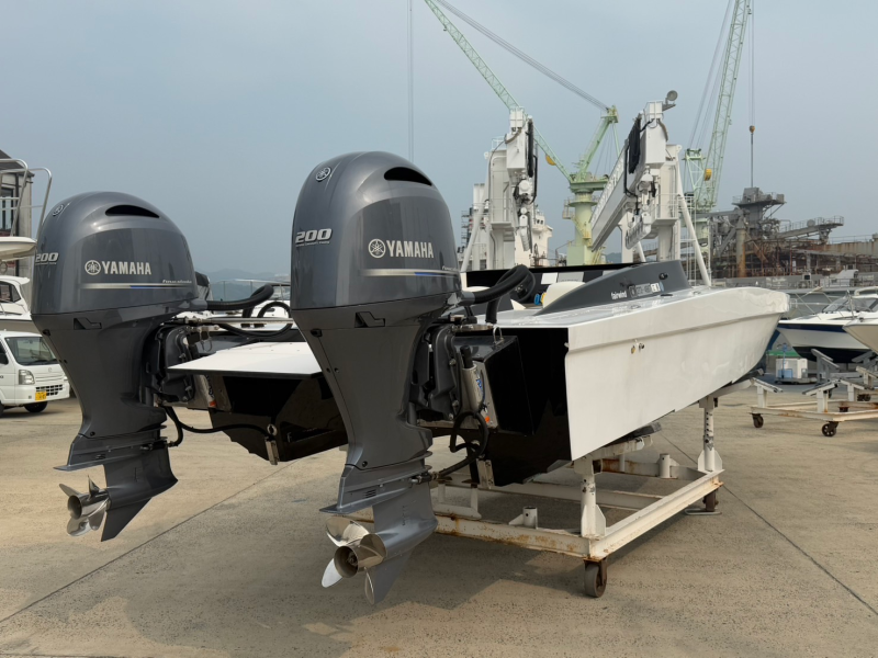 新艇中古艇販売