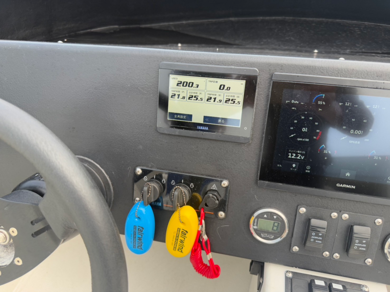 新艇中古艇販売