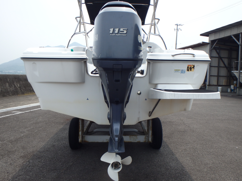 新艇中古艇販売