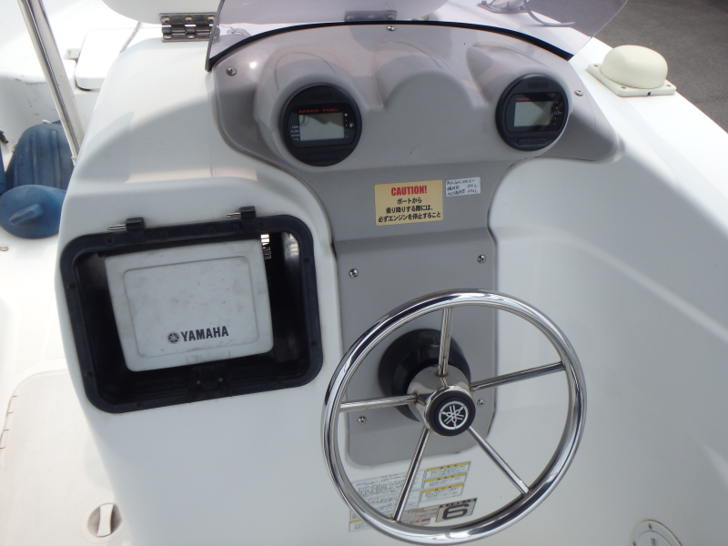 新艇中古艇販売