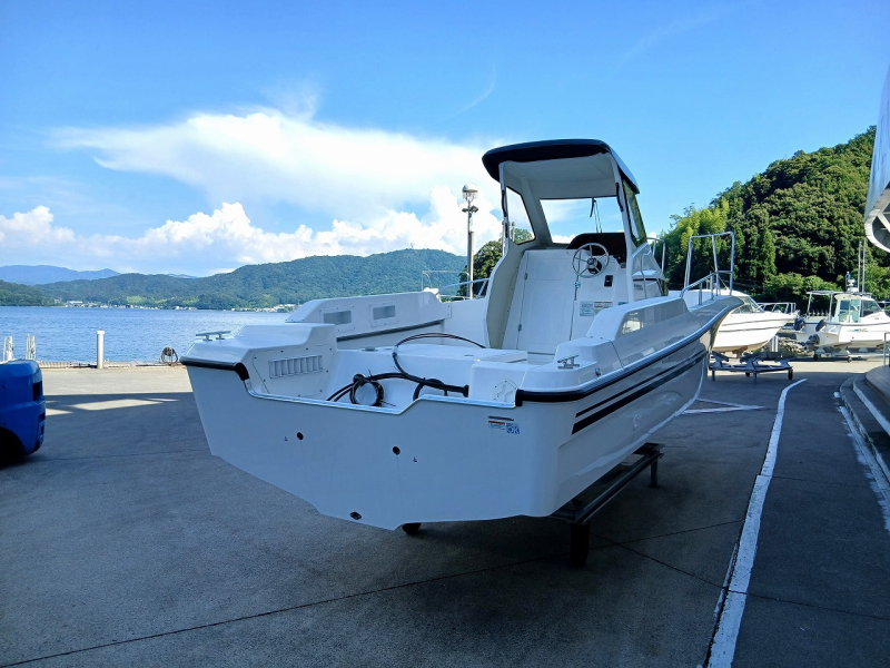 新艇中古艇販売
