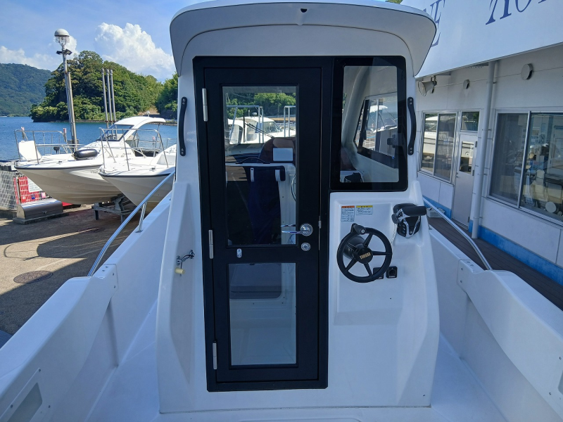 新艇中古艇販売