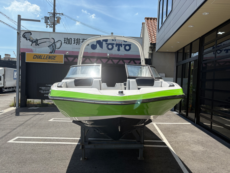 新艇中古艇販売