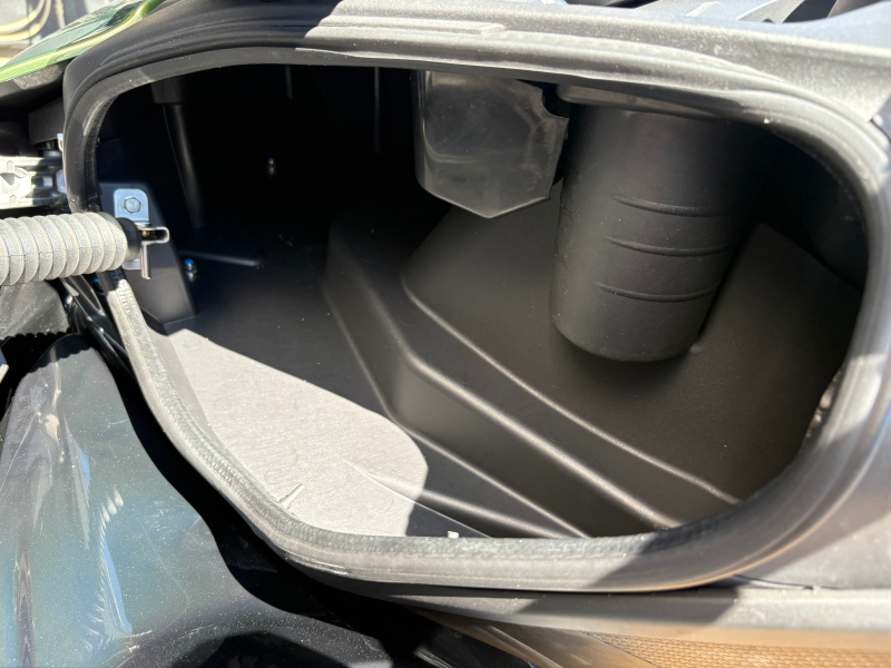 新艇中古艇販売