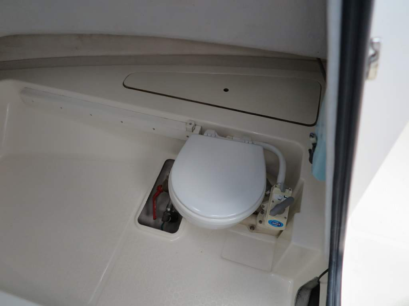 新艇中古艇販売