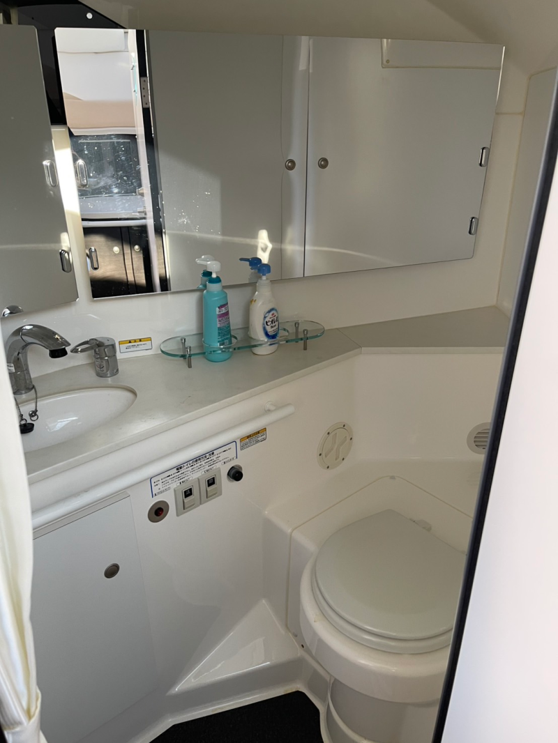 新艇中古艇販売