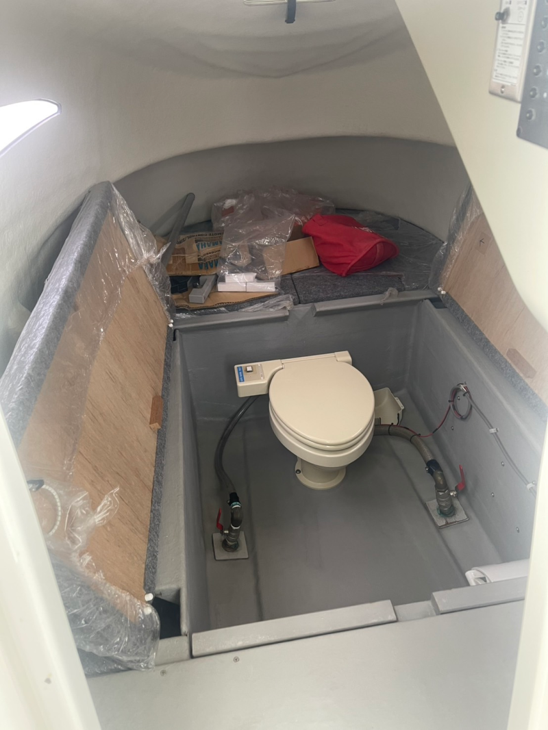 新艇中古艇販売