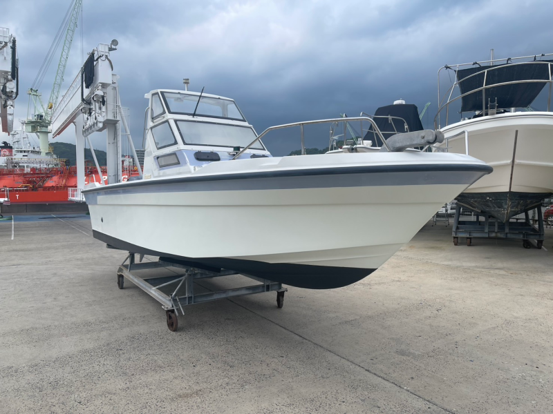 新艇中古艇販売