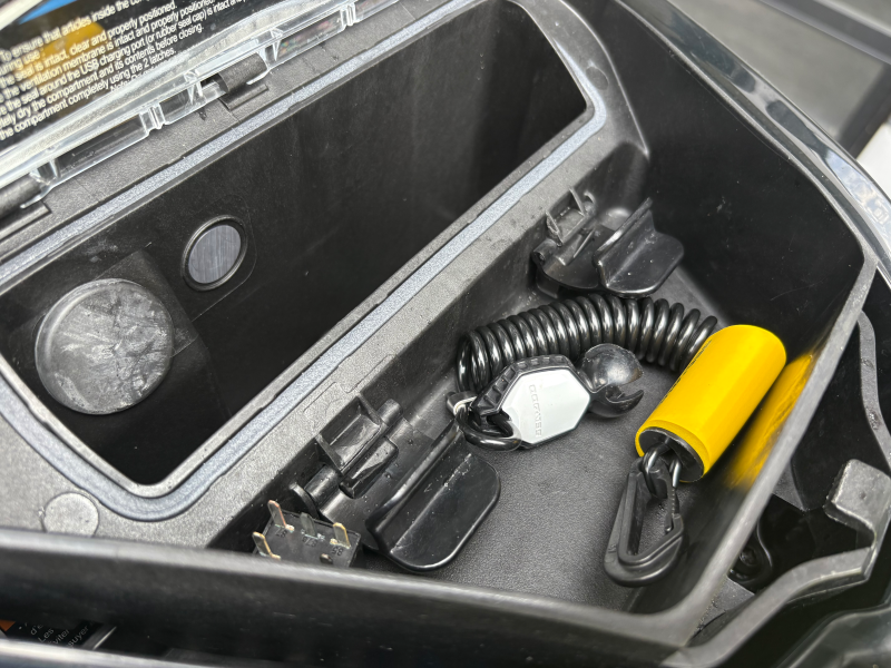 新艇中古艇販売