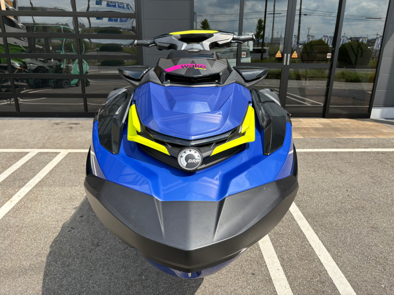 新艇中古艇販売