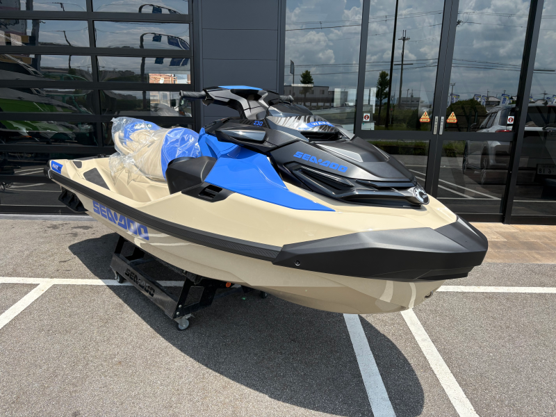 新艇中古艇販売