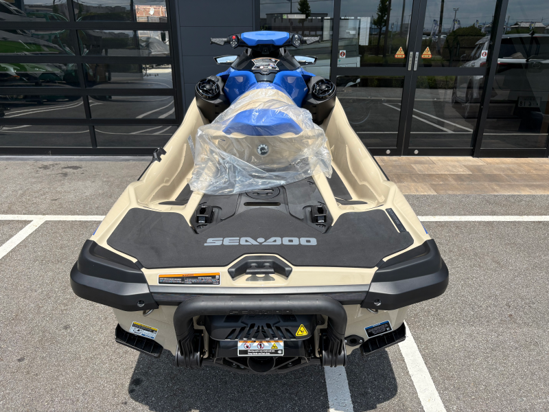 新艇中古艇販売