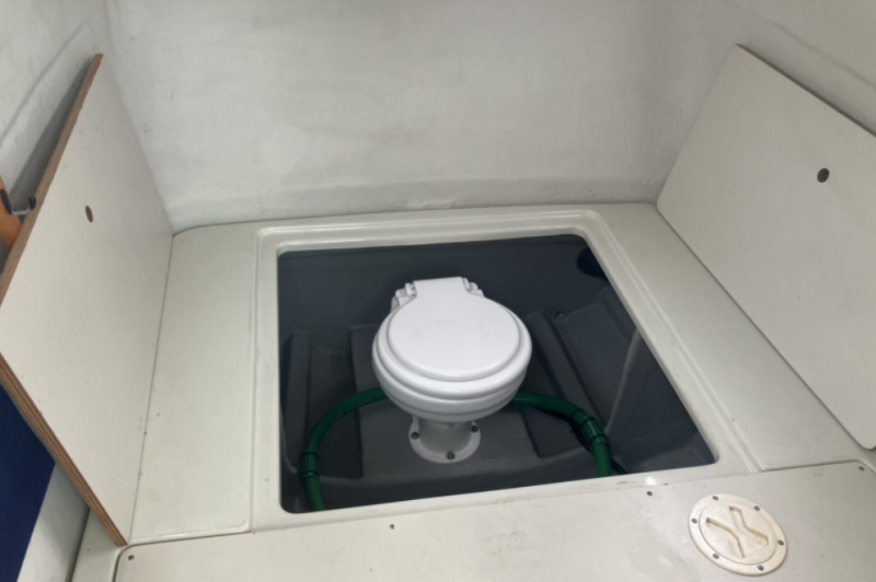 新艇中古艇販売