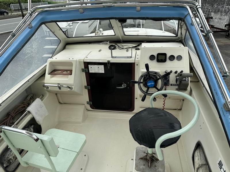 新艇中古艇販売